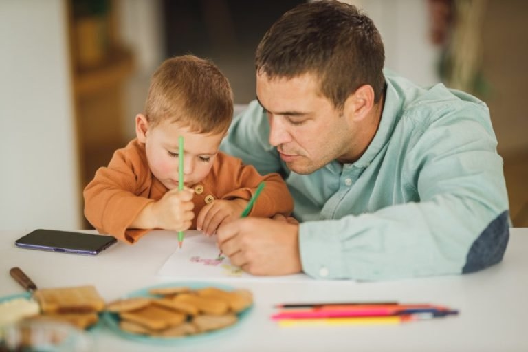 Pais e filhos: a herança invisível sobre dinheiro